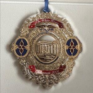 White House Christmas Ornament 2006